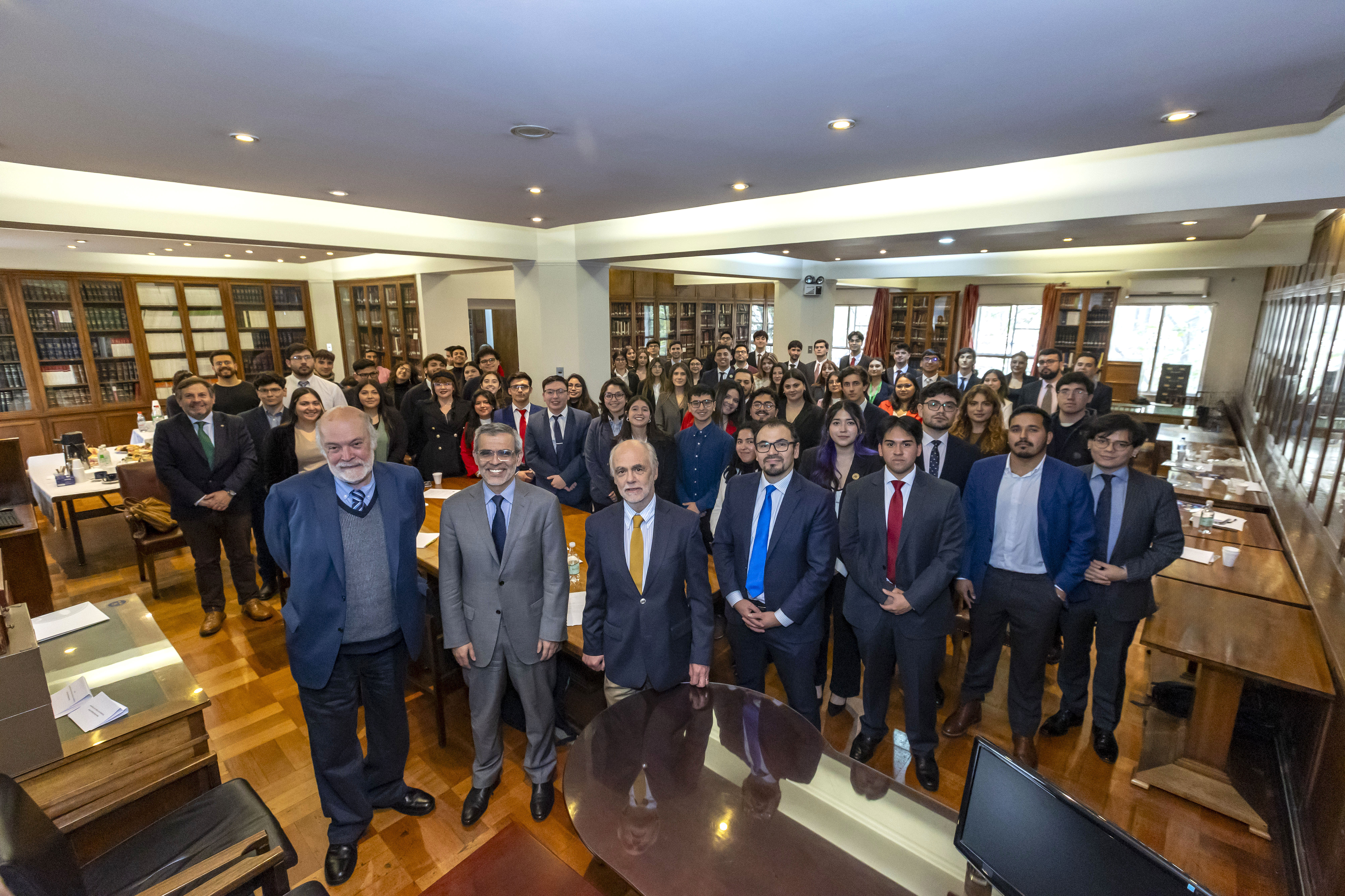 Estudiantes de Derecho UdeC Participan en Encuentro Nacional con el ...